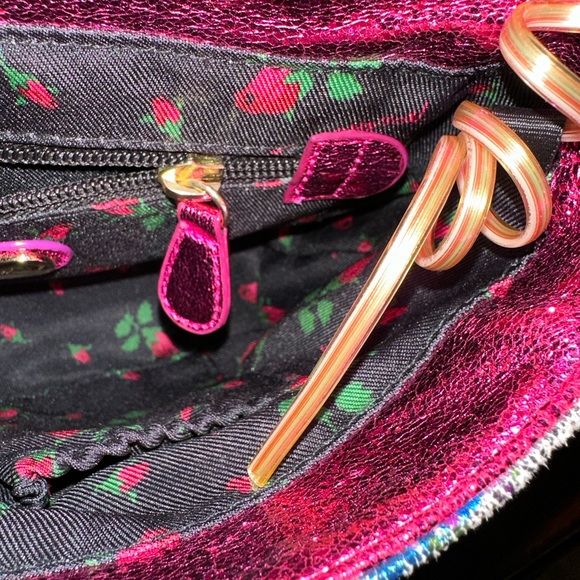 Betsey Johnson Rare Off the Hook Phone Purse - Picture 12 of 16